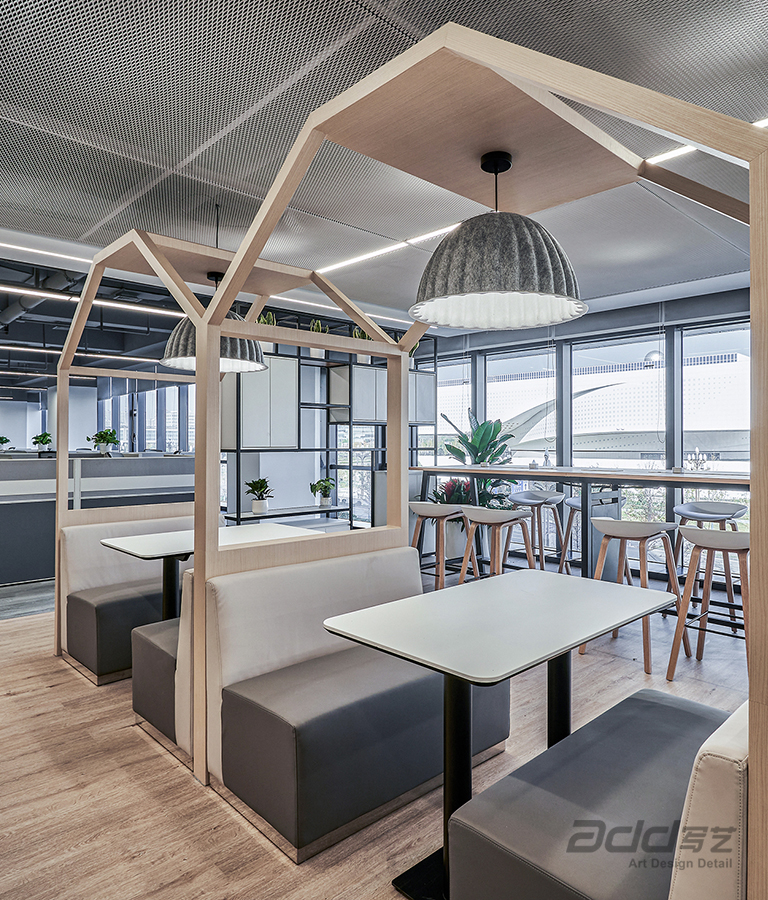 移遠(yuǎn)通(tong)信(xin)辦(bàn)公(gōng)室裝(zhuang)修設(shè)計(ji)-座談區(qu)-pc