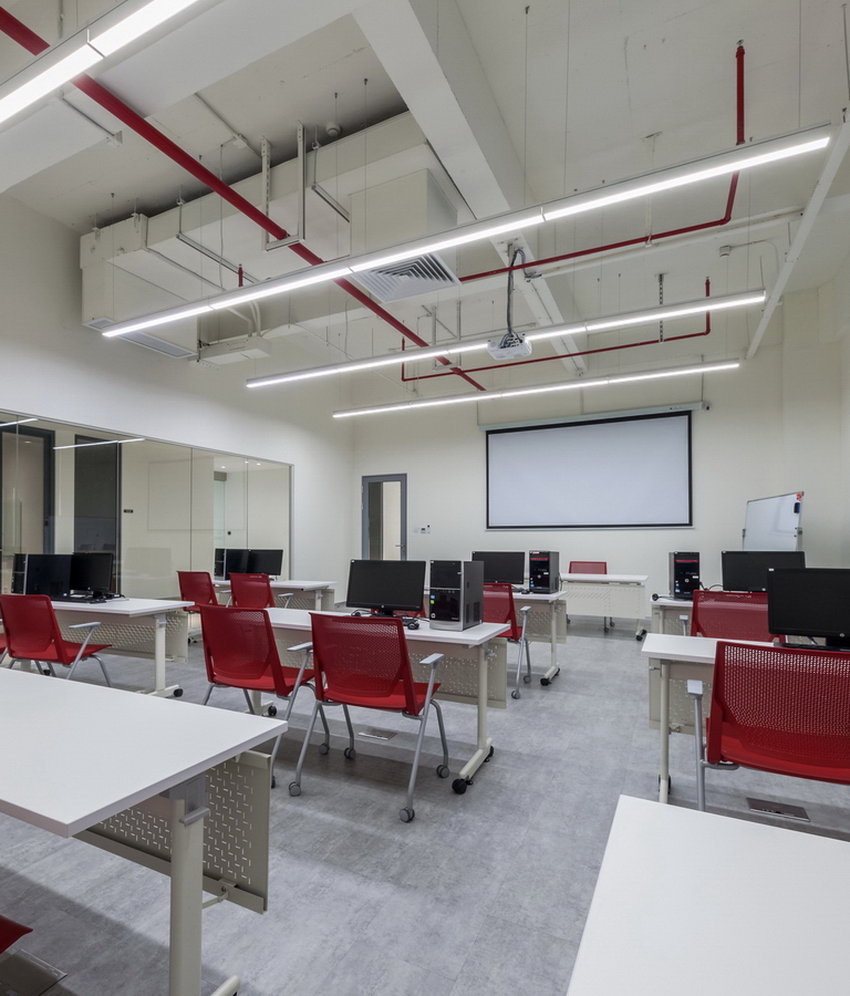 聖東尼（外齊(qi)）辦(bàn)公(gōng)室裝(zhuang)修-培訓室-pc